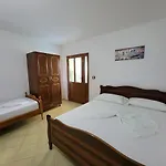 Petrefi Pensjonat 3*