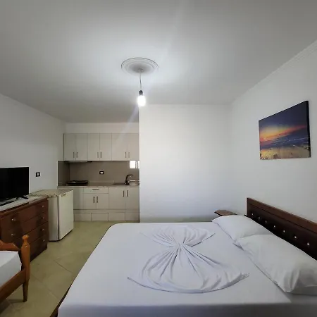 Petrefi 卡萨米尔