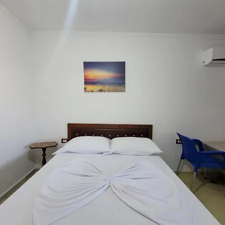 Petrefi 卡萨米尔