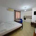 Petrefi 3* Ksamil