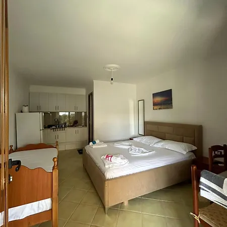 Petrefi Guest house 3*