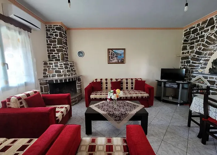 Petrefi Ксамил