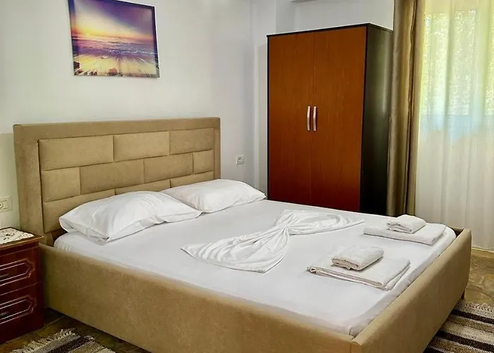 Гостевой дом Petrefi Ксамил